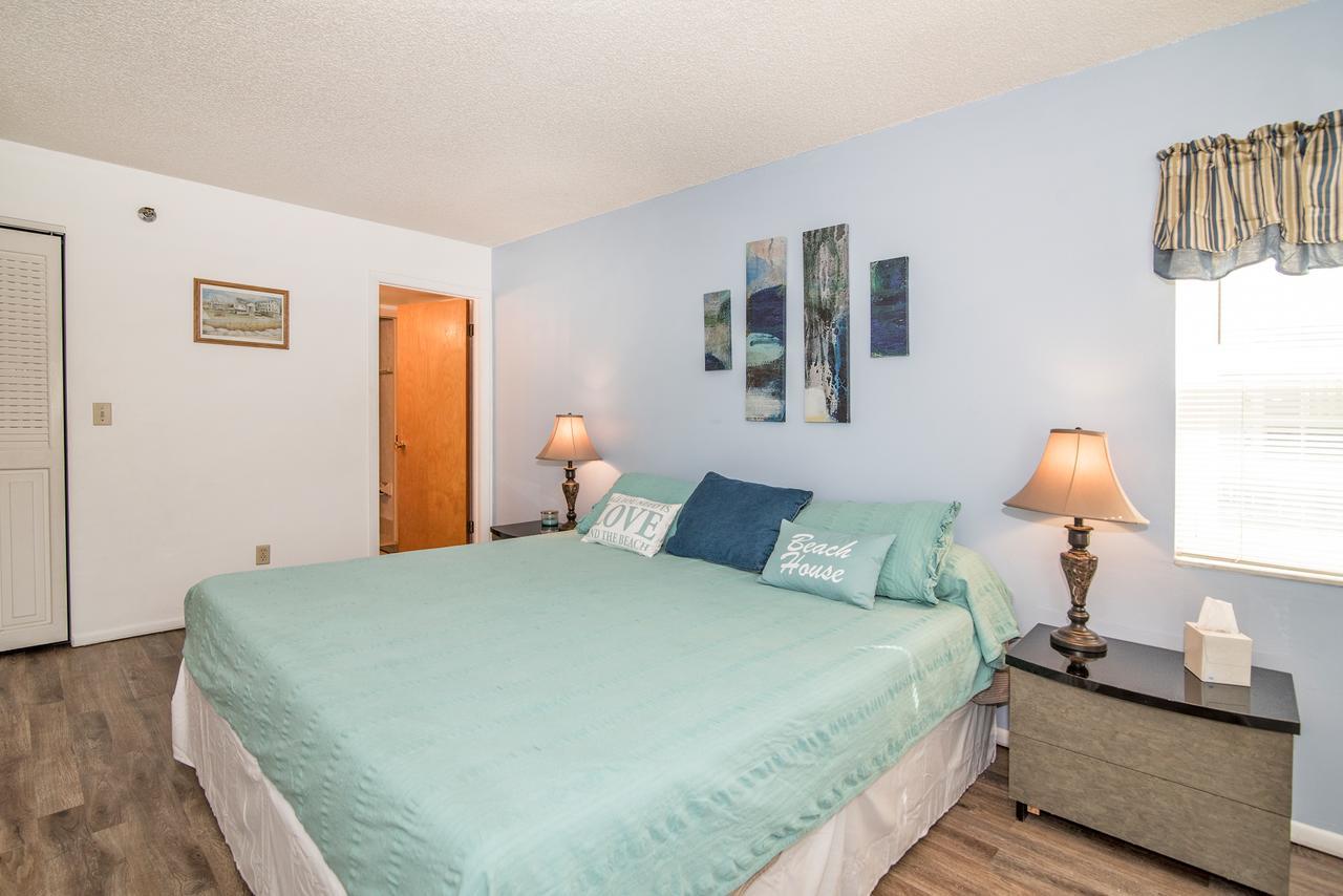 Intercoastal Beach Suite Клируотер Экстерьер фото