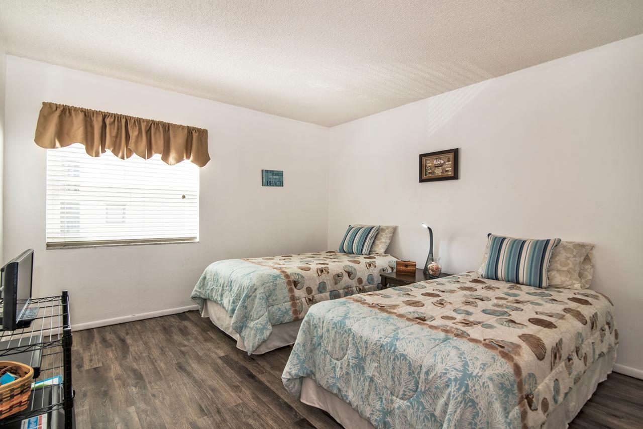Intercoastal Beach Suite Клируотер Экстерьер фото